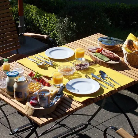 Wolfshohle Bed & Breakfast *